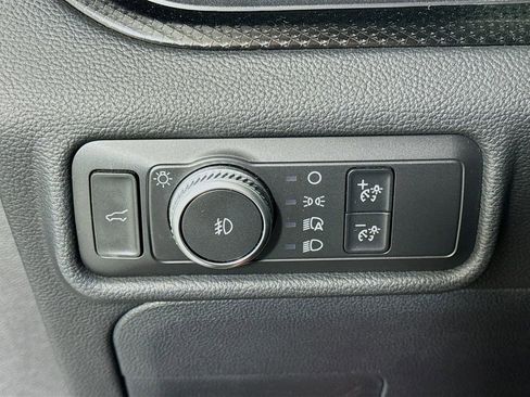 Used 2020 Ford Explorer ST w/ Premium Technology Package image 10