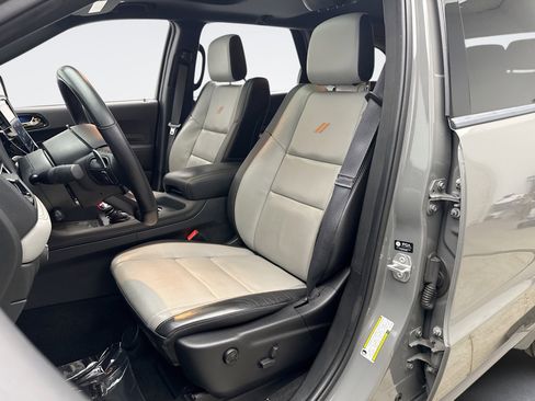 Used 2022 Dodge Durango R/T w/ Blacktop Package image 11