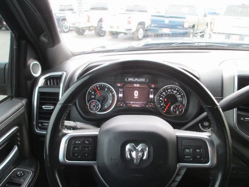 Used 2022 RAM 3500 Laramie image 33