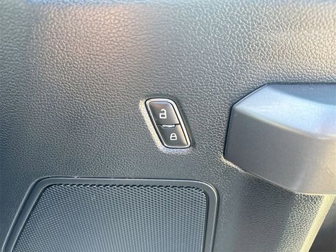 Used 2019 Ford F150 XLT w/ Equipment Group 301A Mid image 32