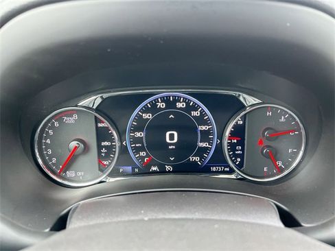 Used 2024 GMC Terrain Denali w/ Denali Premium Package image 12