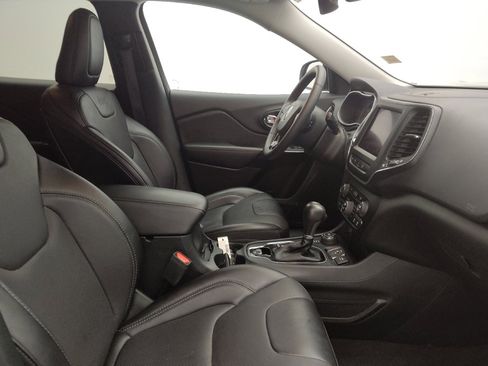 Used 2023 Jeep Cherokee Altitude Lux image 21