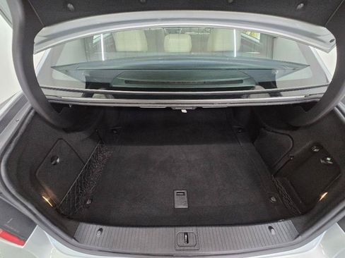 Used 2011 Mercedes-Benz E 350 Sedan image 15