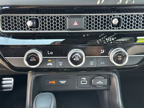 Certified 2024 Honda Civic Sport image 9