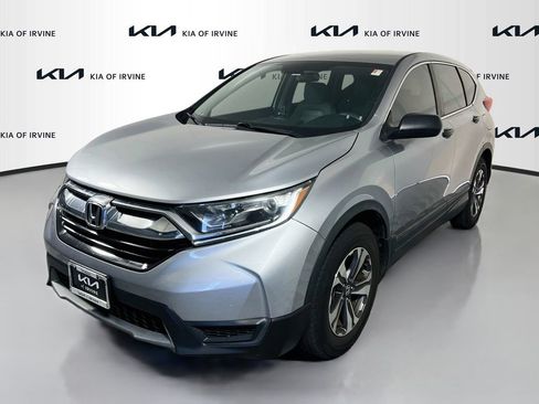 Used 2017 Honda CR-V LX image 3