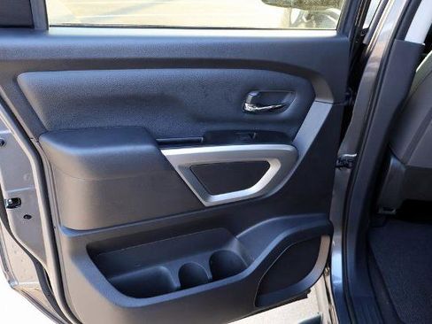 Certified 2024 Nissan Titan SV w/ SV Convenience Package RWD image 12