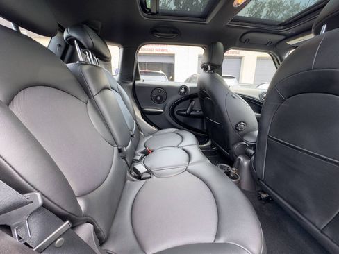 Used 2015 MINI Cooper Countryman S w/ Technology Package AWD/4WD image 12
