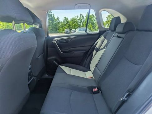 Used 2024 Toyota RAV4 LE AWD/4WD image 18