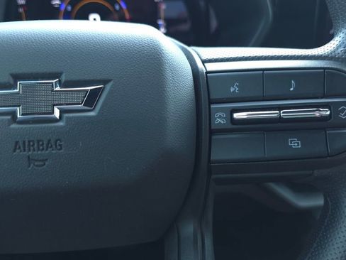 Used 2023 Chevrolet Colorado Trail Boss w/ Technology Package AWD/4WD image 26