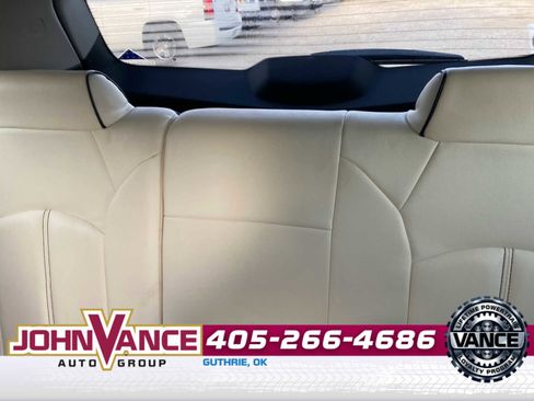 Used 2017 Chevrolet Traverse LT FWD image 5