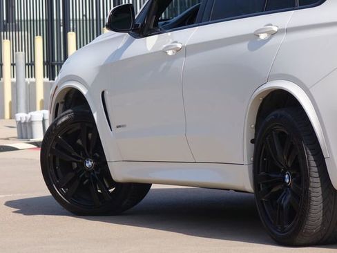 Used 2017 BMW X5 xDrive50i w/ Executive Package image 36