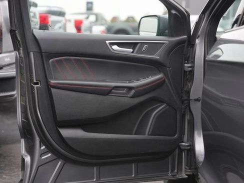 Used 2024 Ford Edge ST-Line image 29