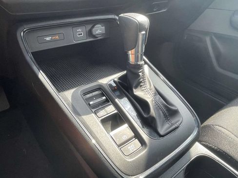 Used 2023 Honda CR-V LX image 30