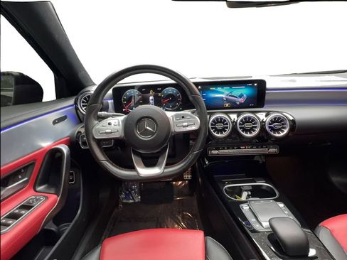 Used 2022 Mercedes-Benz A 220 image 32
