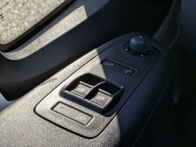 Used 2025 RAM ProMaster 2500 w/ Convenience Group FWD image 23