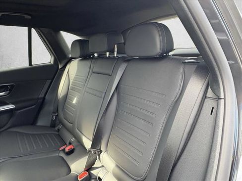 Used 2026 Mercedes-Benz GLC 350e 4MATIC image 18