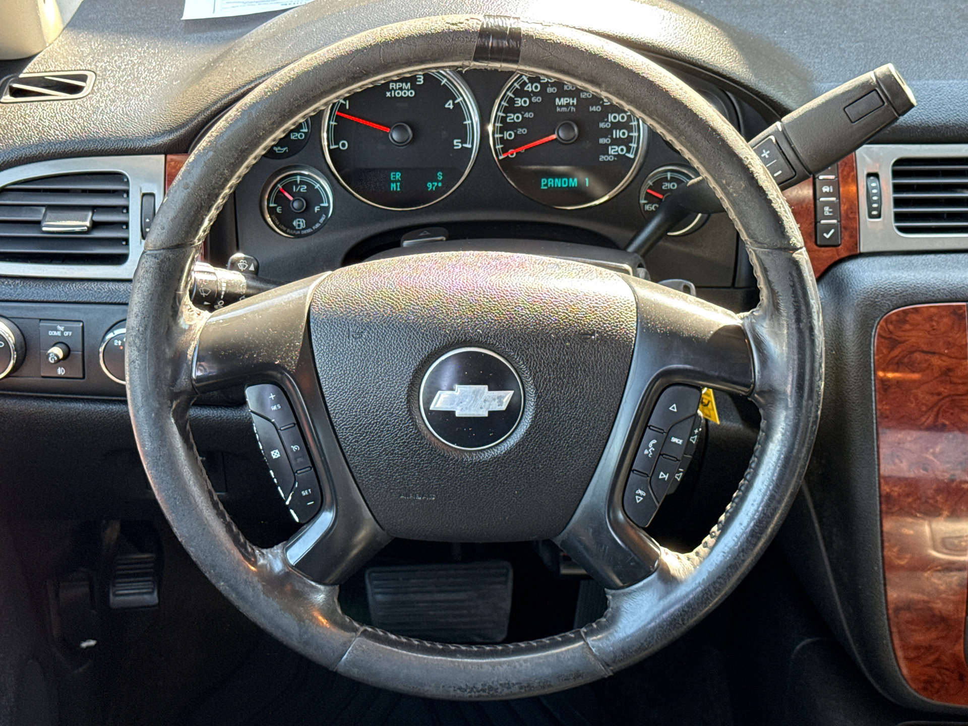 Used 2009 Chevrolet Silverado 3500 LTZ w/ LTZ Plus Package AWD/4WD image 16