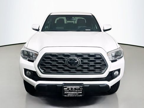Used 2021 Toyota Tacoma TRD Off-Road AWD/4WD image 2