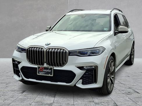 Used 2021 BMW X7 M50i w/ Dynamic Handling Package image 5