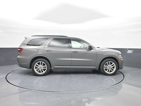 Used 2023 Dodge Durango GT image 9