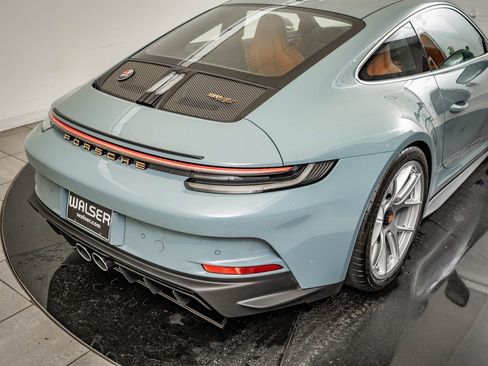 Certified 2024 Porsche 911 GT3 RS RWD image 32