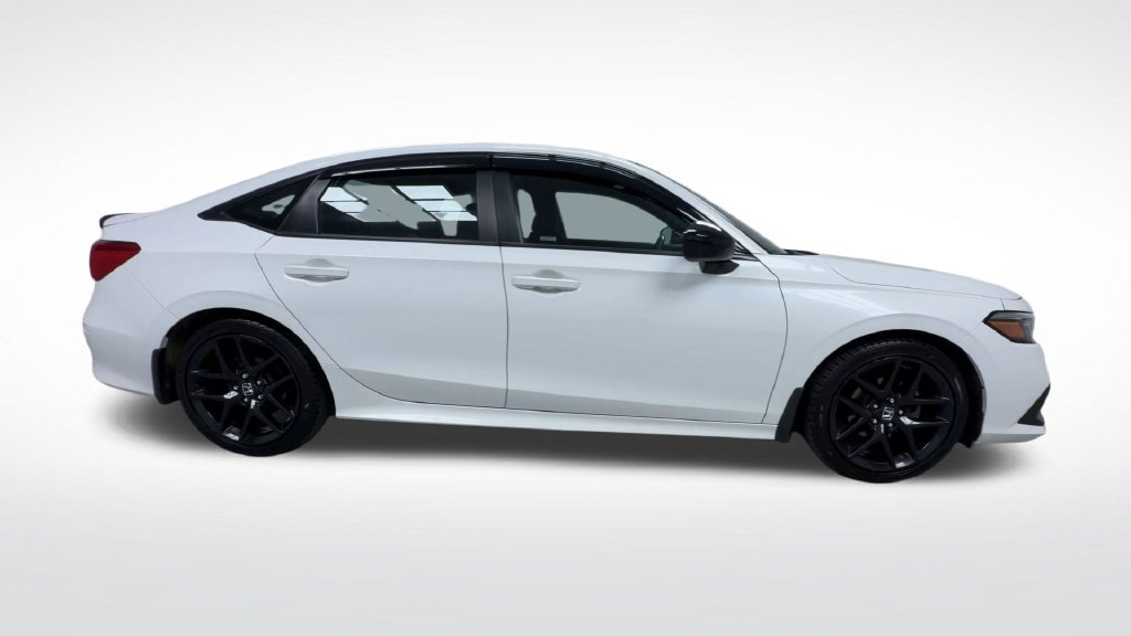 Used 2023 Honda Civic Sport image 11