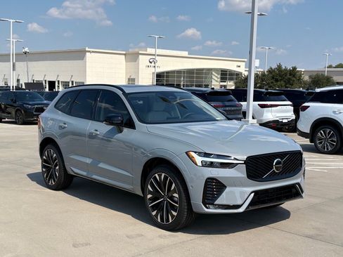 New 2026 Volvo XC60 B5 Ultra w/ Protection Package Premier image 4