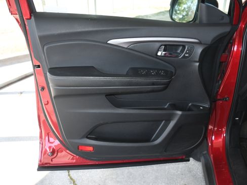 Used 2021 Honda Ridgeline RTL image 10