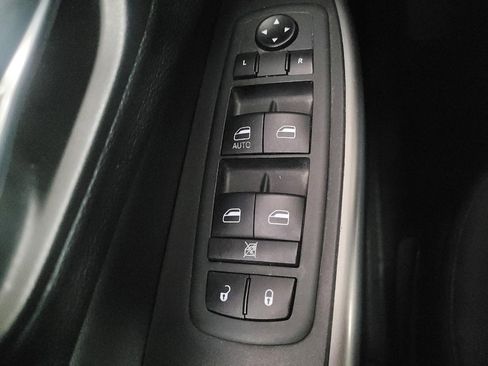 Used 2020 Jeep Cherokee Latitude image 27