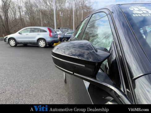 Used 2025 BMW i5 M60 w/ Executive Package image 10