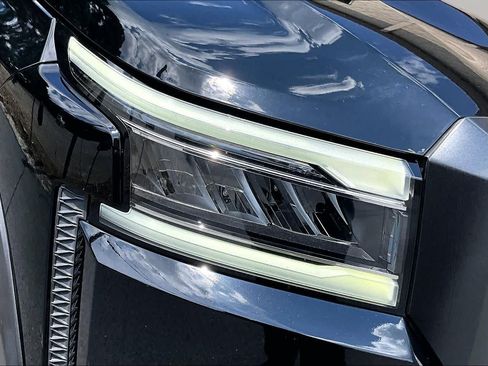 Used 2022 Nissan Frontier PRO-4X w/ Pro-4X Premium Package AWD/4WD image 28