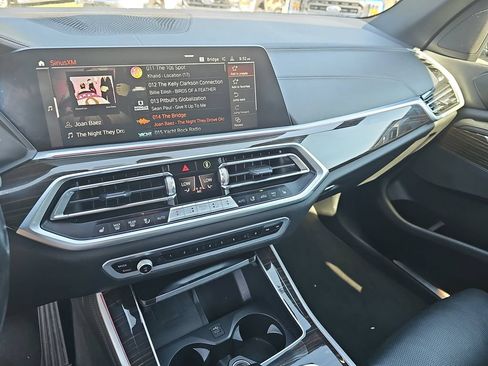 Used 2023 BMW X5 sDrive40i RWD image 25