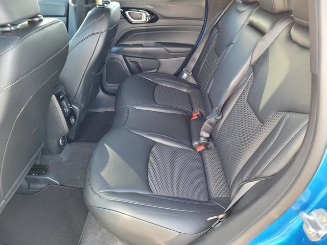 New 2026 Jeep Compass Latitude AWD/4WD image 23