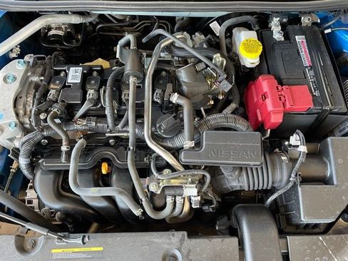 Used 2024 Nissan Sentra SR w/ SR Premium Package image 29