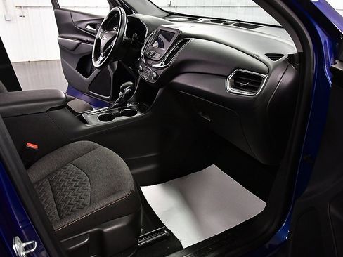 Used 2022 Chevrolet Equinox LT image 28