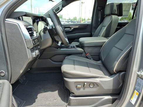 New 2026 GMC Yukon Elevation w/ Elevation Premium Package AWD/4WD image 11