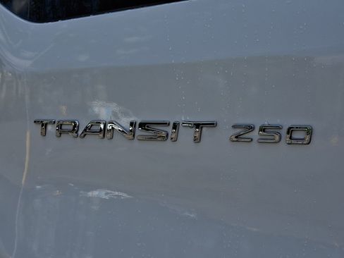 Used 2024 Ford Transit 250 Low Roof w/ Exterior Upgrade Package RWD image 29
