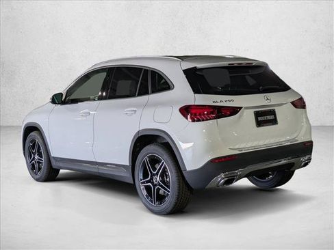 New 2026 Mercedes-Benz GLA 250 image 8