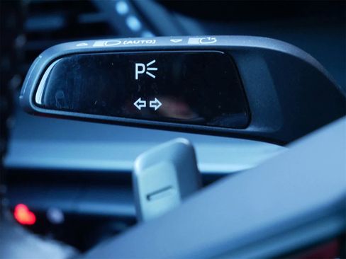 Used 2023 Porsche 911 Carrera S image 16