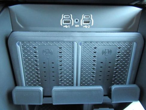 New 2026 RAM 3500 Big Horn AWD/4WD image 26