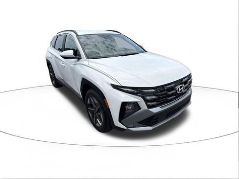 Used 2026 Hyundai Tucson SEL FWD image 1