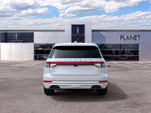 New 2027 Lincoln Aviator Black Label w/ Dynamic Handling Package AWD/4WD image 7