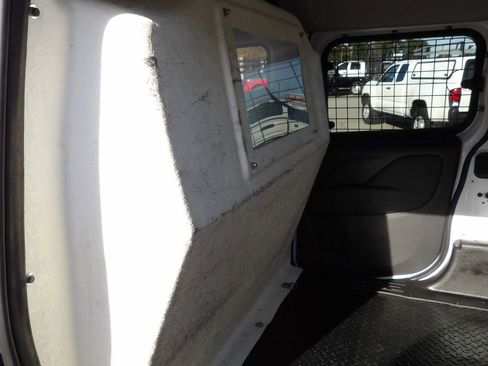 Used 2019 RAM ProMaster City Tradesman SLT image 21