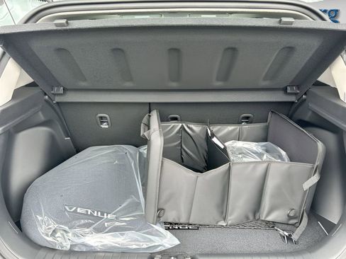 New 2026 Hyundai Venue SEL image 15