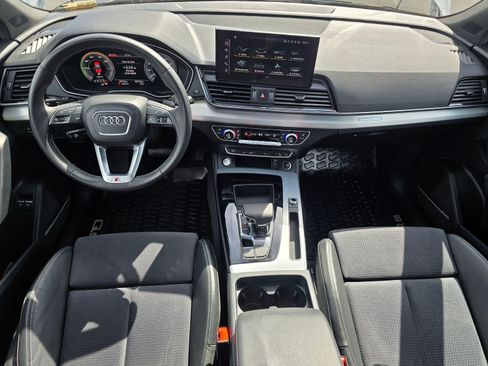 Used 2023 Audi Q5 e Premium Plus w/ Premium Plus Package AWD/4WD image 17
