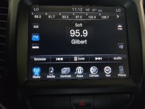 Used 2014 Jeep Cherokee Limited FWD image 25