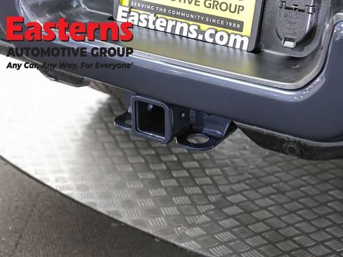 Used 2025 RAM 2500 Big Horn AWD/4WD image 23