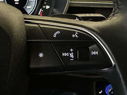 Used 2025 Audi Q3 2.0T Premium Plus w/ Premium Plus Package image 21