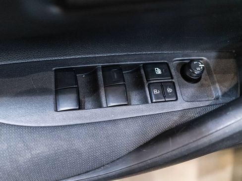 Used 2024 Toyota Corolla LE FWD image 20