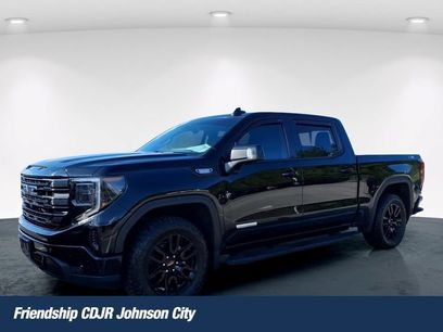 Used 2022 GMC Sierra 1500 Elevation w/ Elevation Premium Package
